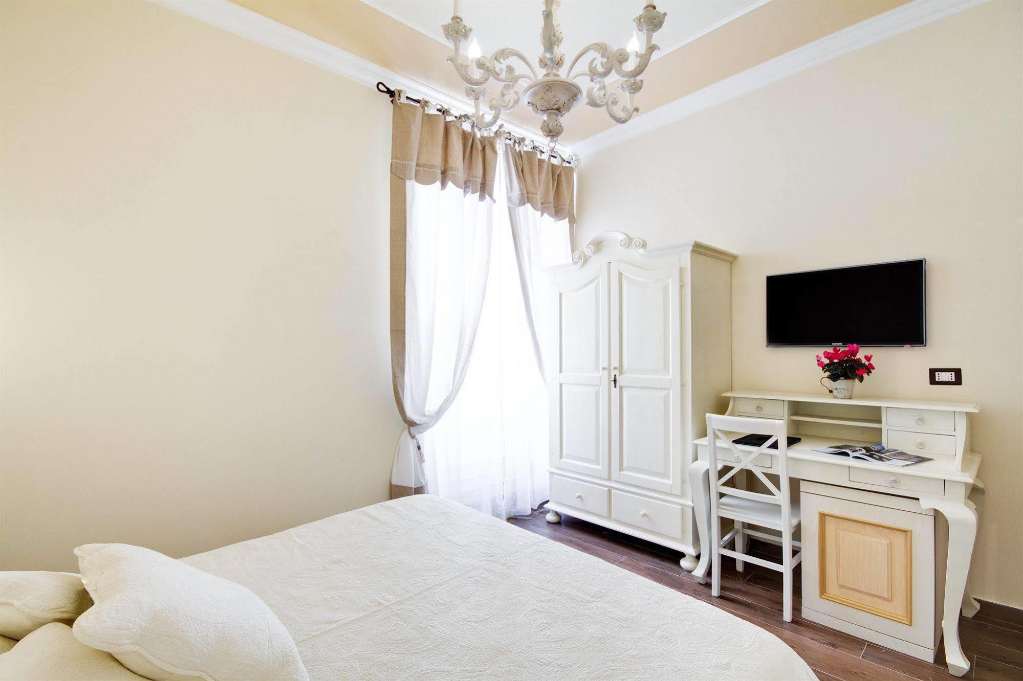 Lunaria Suites Roma Exterior foto
